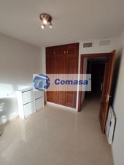 Affitto Appartamento in Martos. Piso  martos parque