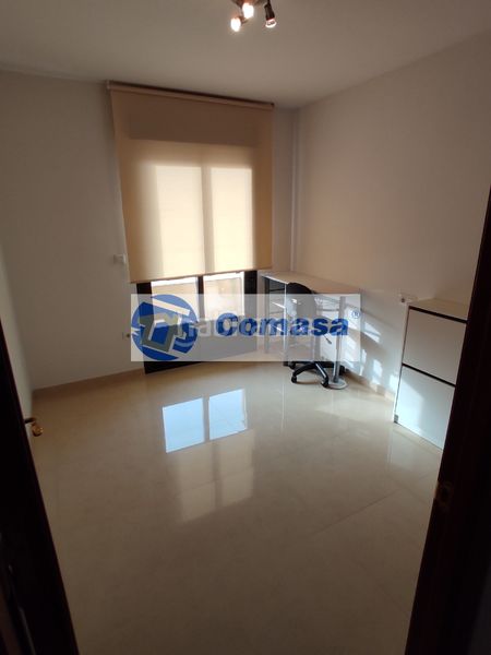 Foto 54397257-82be-46a8-88a0-c3ccc6d5b2a6. Rent flat with heating parking in Martos