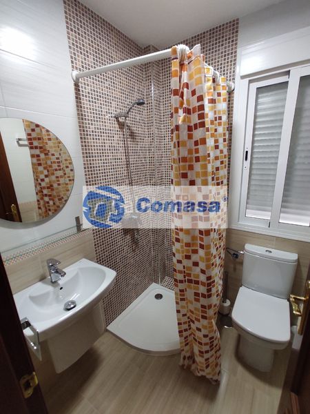 Foto b396b007-5629-477f-96b8-3446e406f1d7. Rent flat with heating parking in Martos