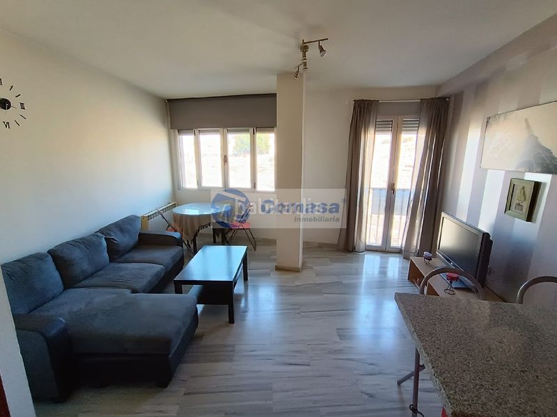 Foto 11f9e5ee-613b-4912-9806-a50c98a18636. Apartament amb calefacció a Martos