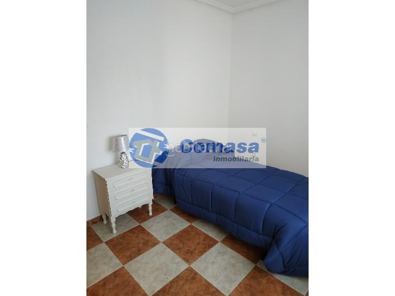 Foto a727adaf-c0ea-45c2-902a-f36774424df7. Alquiler piso  centro en Martos