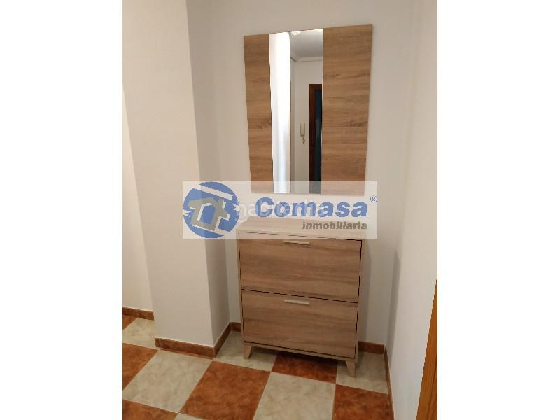 Foto fcc0ca95-3188-45cf-bad5-e161bd21a2b8. Alquiler piso  centro en Martos