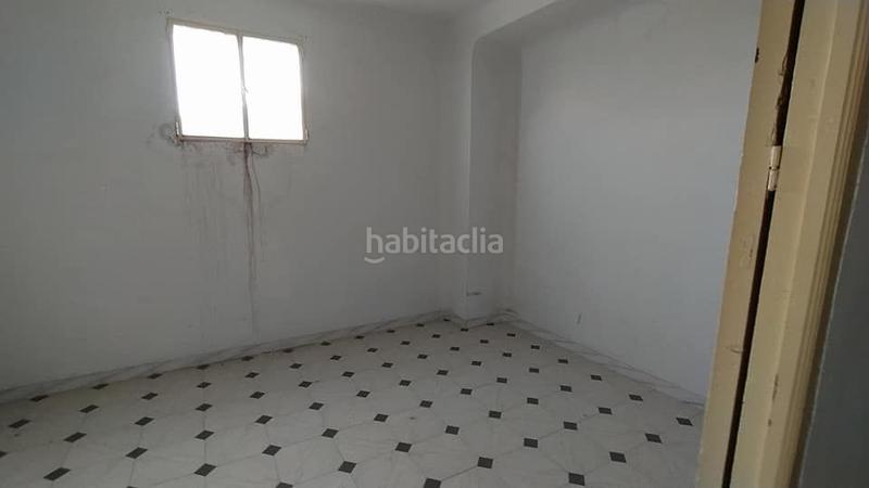 Foto 0c7d5092-4b61-4657-8ad6-321261c2e64c. Edifici a Torreperogil