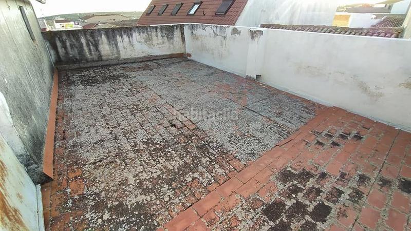 Foto 5f0a29f3-9d95-4673-8efc-633c18fc193e. Edifici a Torreperogil