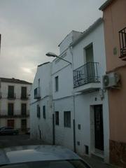 Casa  Calle obispo basulto