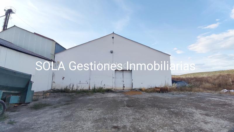 Foto d6e91138-e198-4f6d-ab6a-64da882c609c. Bâtiment à usage industriel dans Úbeda