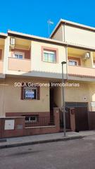 Casa  Calle donantes de sangre. Casa donantes