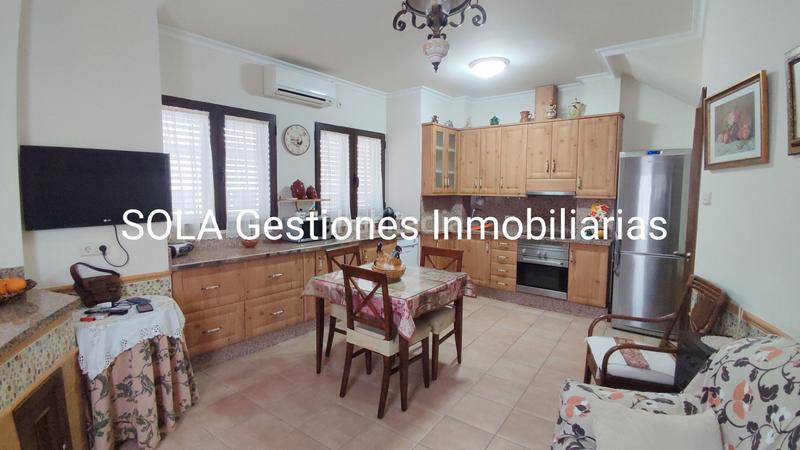 Foto a553ea72-7919-40d2-b5eb-c7a6fefb5363. Casa con riscaldamento parcheggio in Torreperogil