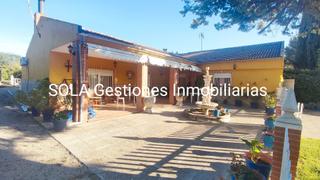 Chalet  Calle camino la carrera. Chalet sola i