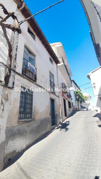 Foto fd8376e2-0afa-4720-832a-40c98bf6479b. Edificio in Iruela (La)