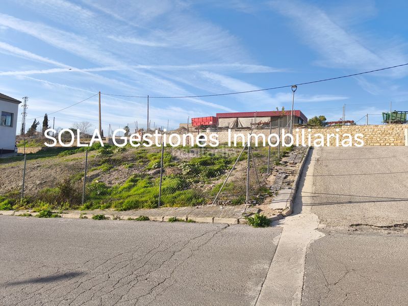 Foto 0b228508-0a90-4f28-86c3-36a4ad231878. Terreny residencial a Torreperogil