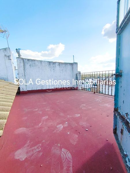 Foto a6f76000-99db-4226-b52f-2c0707ec7513. Casa amb xemeneia a Torreperogil