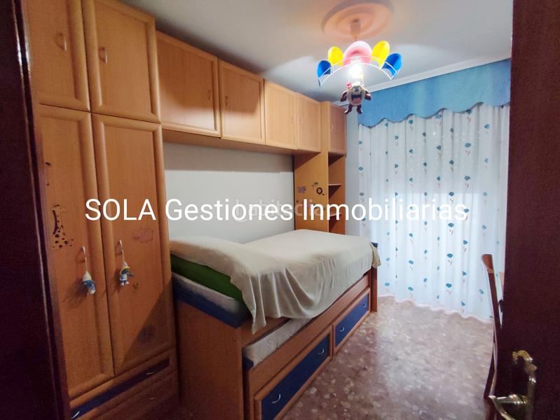Foto d735bac7-c7b6-4384-8804-ebb231f596dc. Piso en Quesada