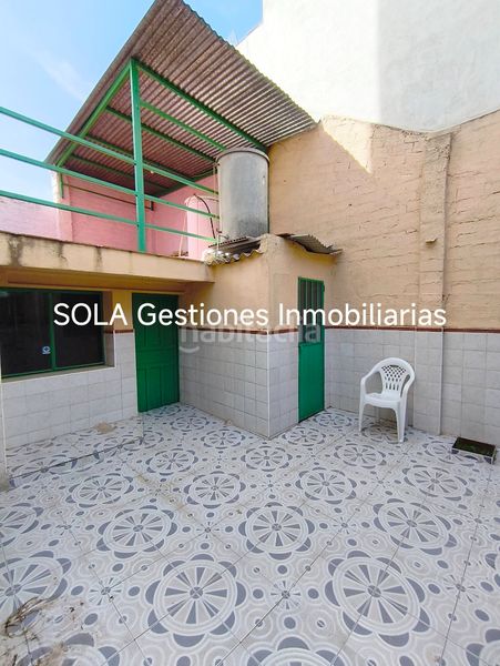 Foto 5292024e-8c77-4f4c-bc69-aefd88e3654e. Casa amb aparcament a Torreperogil