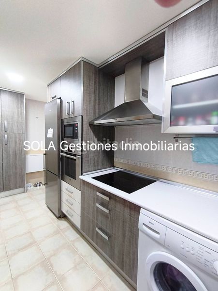 Foto c947c3a5-a0cb-476b-baaf-af4aaefafc26. Pis amb aparcament a Torreperogil