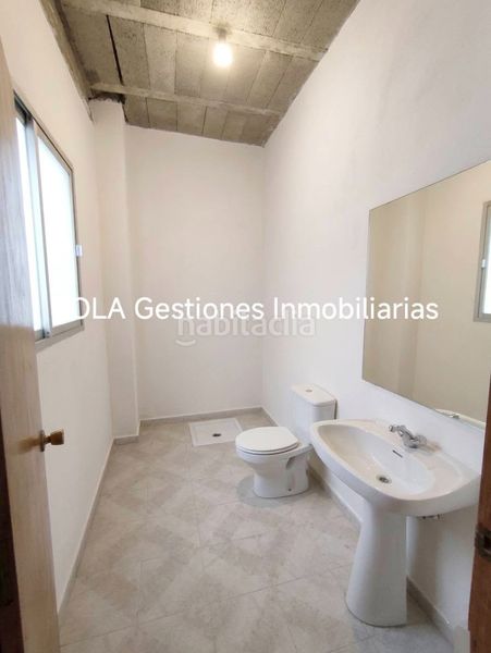 Foto 0e62290a-3c72-42ca-8531-d95cb2911651. Local comercial a Torreperogil