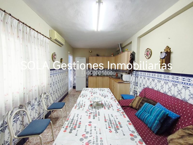 Foto 8c540b48-45ec-4d78-8c56-7086da29d4de. Casa amb xemeneia aparcament a Úbeda