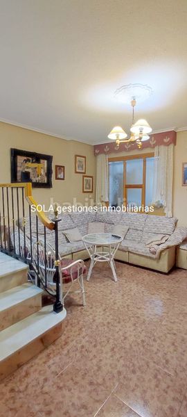 Foto 0ea59be3-43ee-4930-b419-8e11c29d845e. Casa amb xemeneia a Torreperogil