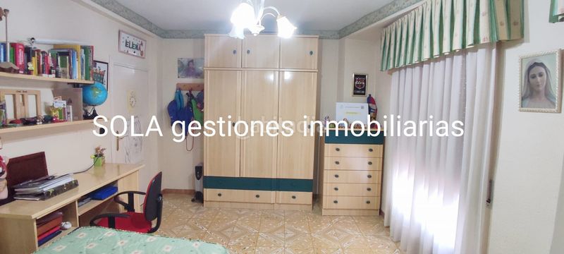 Foto ddd07fef-50e0-4752-a764-f9ef124320fb. Casa amb xemeneia a Torreperogil