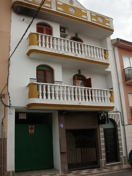 Foto c91a7880-5ffa-480e-96b8-dafb629c8f06. Flat in Torreperogil
