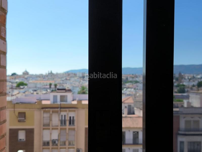 Foto fc83a90a-1a6c-4925-97d1-b415272484cf. Piso gran oportunidad de inversión piso en la zona de derecho y de la rivera con fabulosas vistas en Córdoba