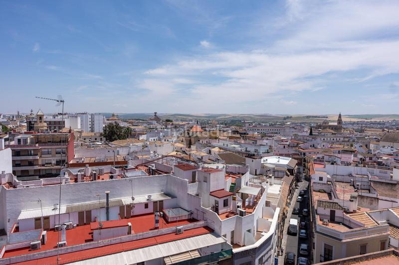 Foto ac1dbc67-492a-46c2-907b-7b49ca985018. Piso el hogar soñado a tu alcance, en pleno paseo de la victoria en Córdoba