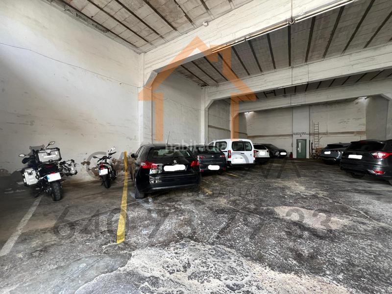 Foto 345ee13b-b911-4b59-90a4-72e1530eaf6d. Casa in Alberic