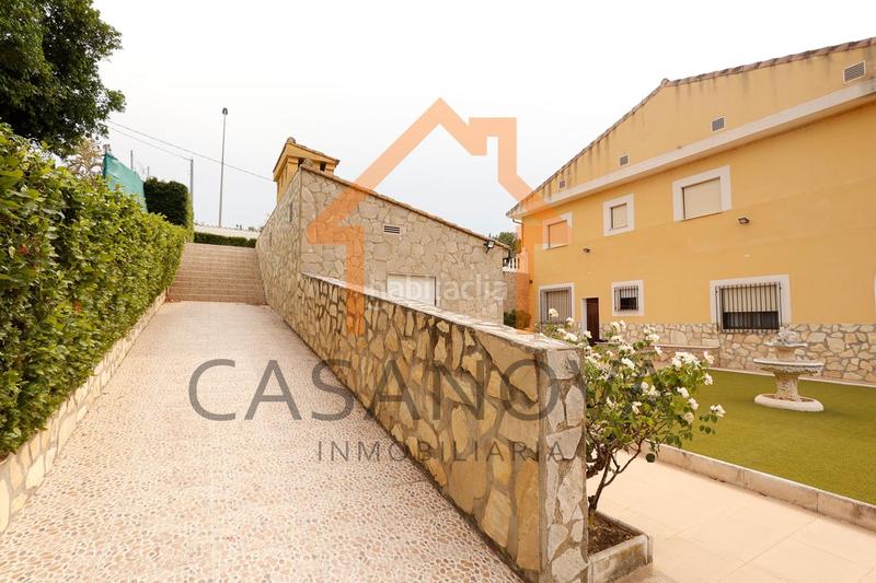 Foto f961a8e3-d5ca-4c38-8b1d-da75cbdf89fd. Casa chalet en venta en san cristóbal en Alberic