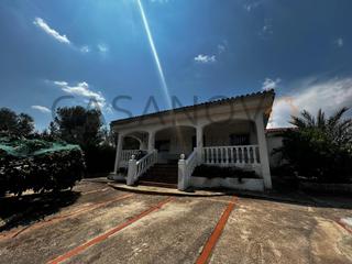 Casa a Alberic. Chalet en venta en san cristóbal.