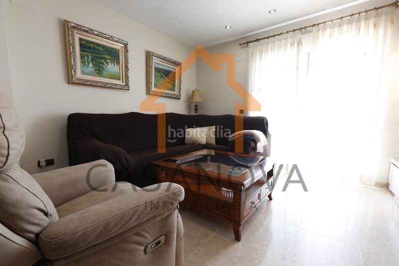 Foto 0bcaf147-344a-4a21-9395-e1de753c1203. Casa adossada a Alberic