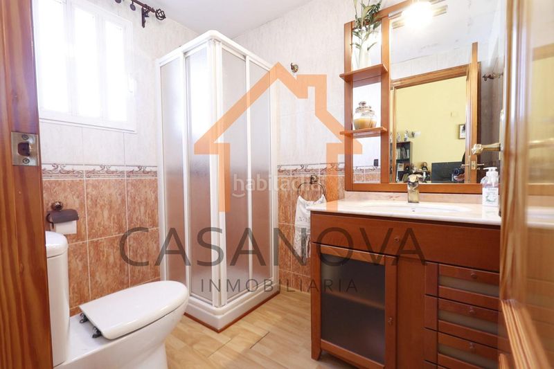 Foto 34c32d2d-94e2-4d59-9e36-a9be7443f4e1. Casa adossada a Alberic