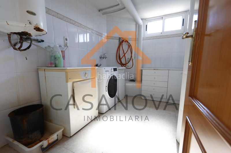 Foto 63644f34-cf4b-4a27-9f4a-b9c8fff53fdc. Casa adossada a Alberic