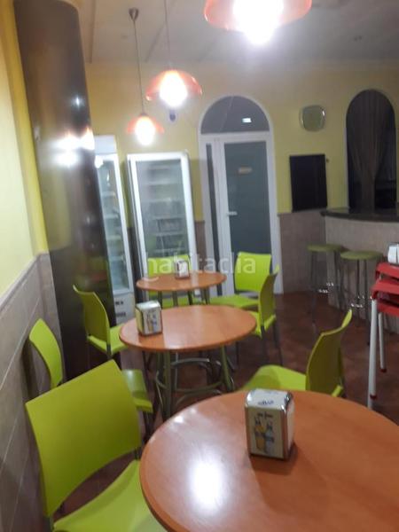 Foto 6a74d7df-1eae-49bf-9144-72556fbb6d9e. Locale commerciale in Alberic