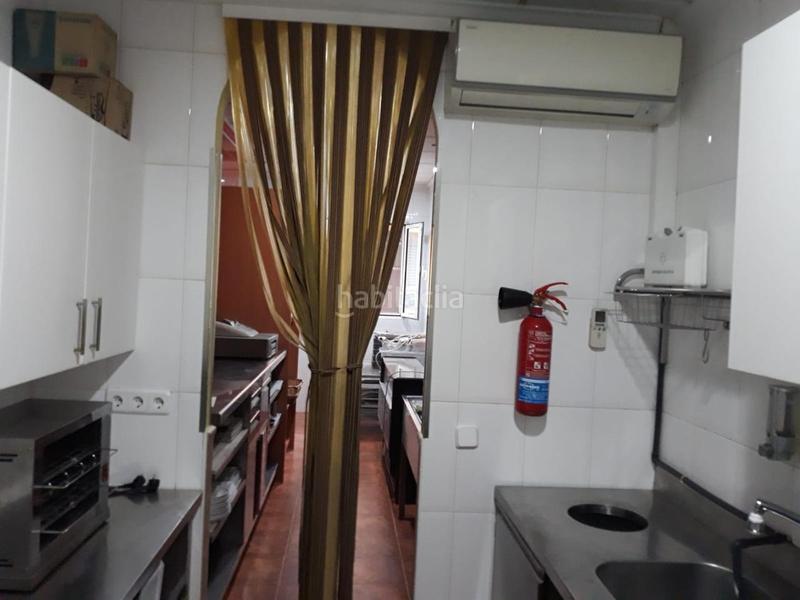 Foto 768ecbcb-6d91-4e9d-8ff1-de88eda5fbd0. Locale commerciale in Alberic