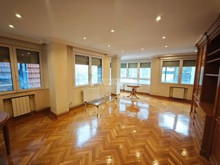 Flat in Numancia - San Fernando