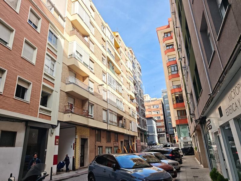 Foto 322094c2-0743-466b-8341-9dac8a5261b9. Pis a Numancia - San Fernando Santander