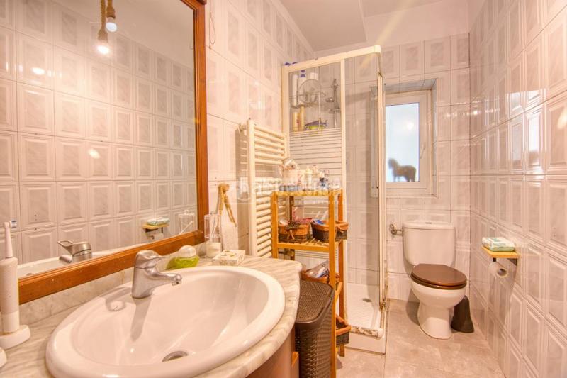 Foto 1026f800-8a01-4b67-8b9d-7f860b80885c. Casa  en venta en Inmobiliaria - Barreda Torrelavega