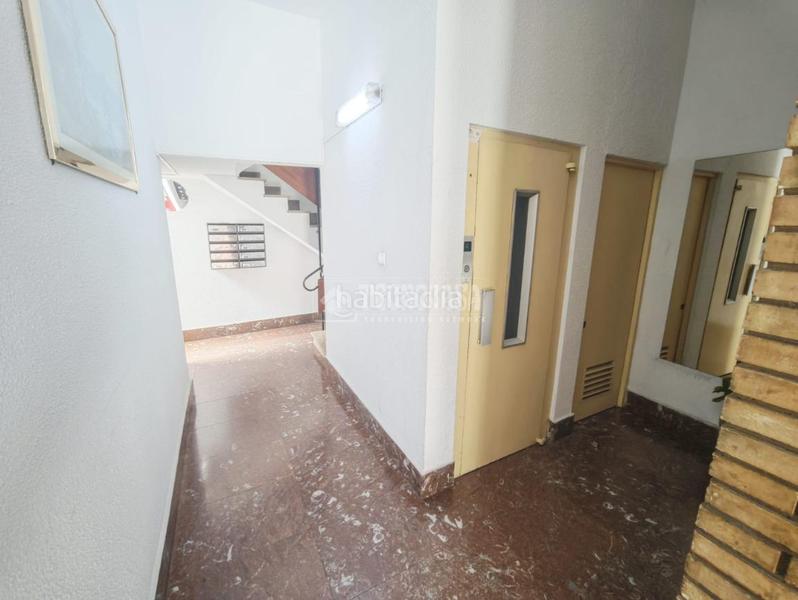 Foto 981b44ed-baf8-4c25-9723-dde27dea6ff3. Piso  en venta en Cuatro Caminos Santander