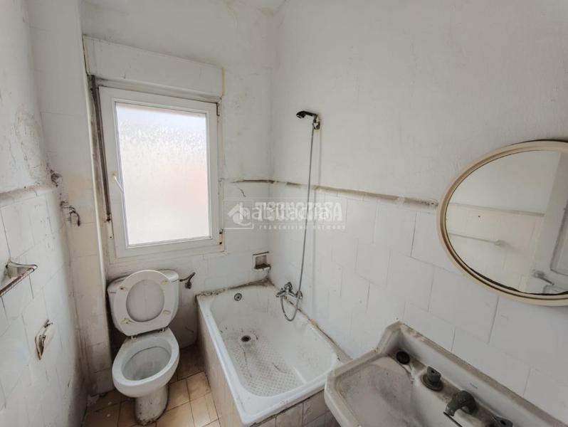 Foto 49d16853-5f1e-450c-b4ac-ff2f7f26f08f. Pis a Cuatro Caminos Santander