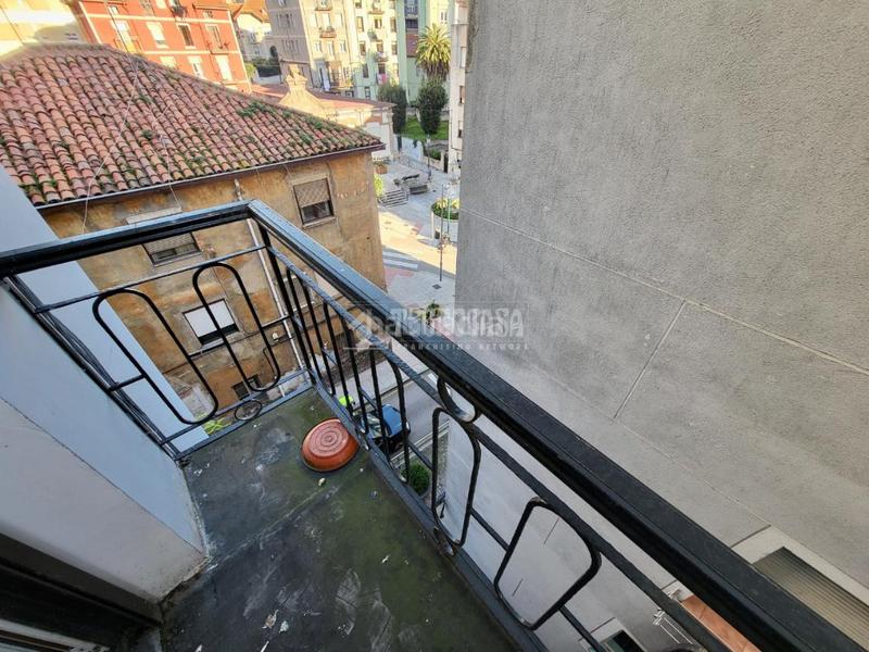 Foto 4e0a896d-36dc-448f-97c2-2b802885cc10. Pis a Cuatro Caminos Santander