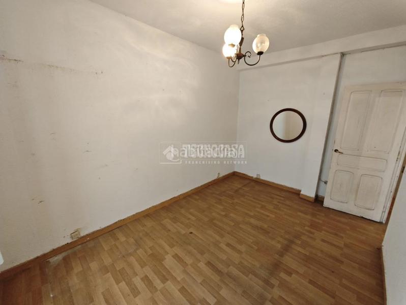 Foto ba5a94d5-238b-4058-b06b-320822b94ff5. Pis a Cuatro Caminos Santander