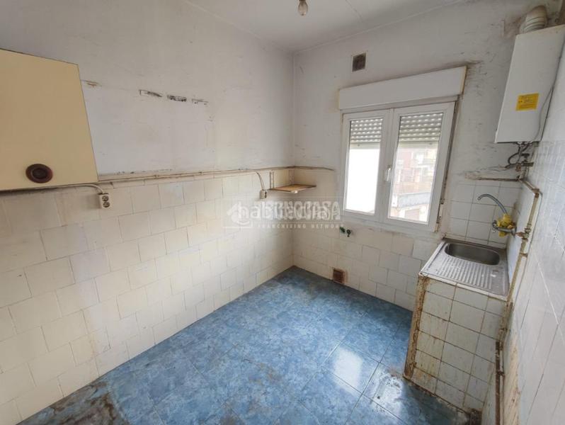 Foto df031335-73cd-4e14-9864-b9431ee0ac96. Pis a Cuatro Caminos Santander