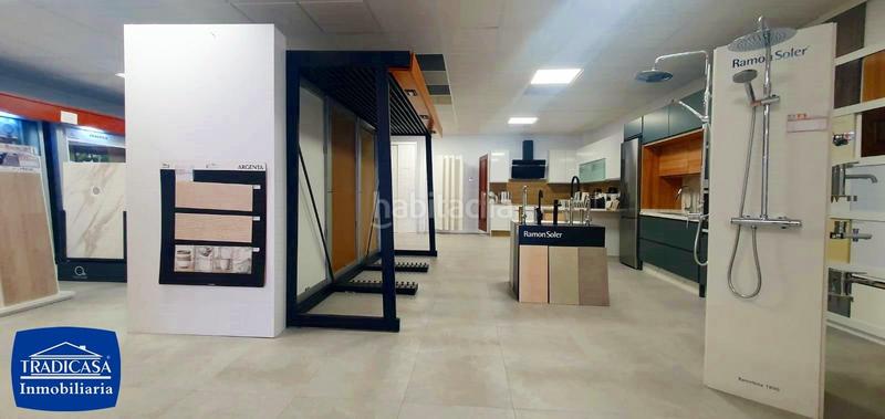 Foto 1590c98d-7368-4202-9c31-7641e900238e. Nave industrial polígono parque oeste, nave 560m construidos, 400m de parcela, patio 160m uso exclusivo en Jerez de la Frontera