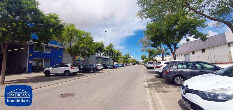 Foto 6dd3d164-4d33-48ec-a15b-2a5b4f973c12. Nave industrial polígono parque oeste, nave 560m construidos, 400m de parcela, patio 160m uso exclusivo en Jerez de la Frontera