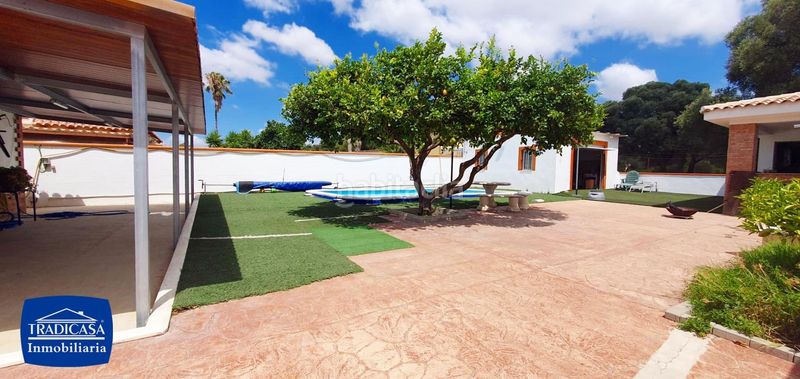 Foto e9bb24f7-8aab-4a31-b228-396d55c9bafd. Masia amb piscina a Parque Atlántico - Ronda este Jerez de la Frontera