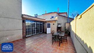 Miete Reihenhaus in Pago San José - Princi - Jerez. Tu nuevo hogar te espera en ronda este!