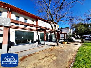 Location Local commercial à El Retiro - La Vid. Local comercial en alquiler! ubicación estratégica en esquina  2