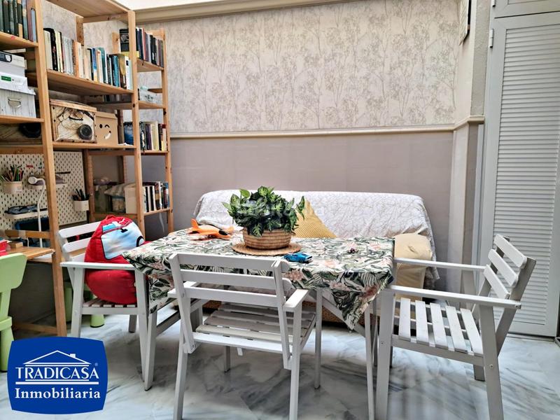 Foto 2f959a5d-ab05-4971-9cb6-bc60255238f2. Maison jumelée avec parking dans El Altillo Jerez de la Frontera