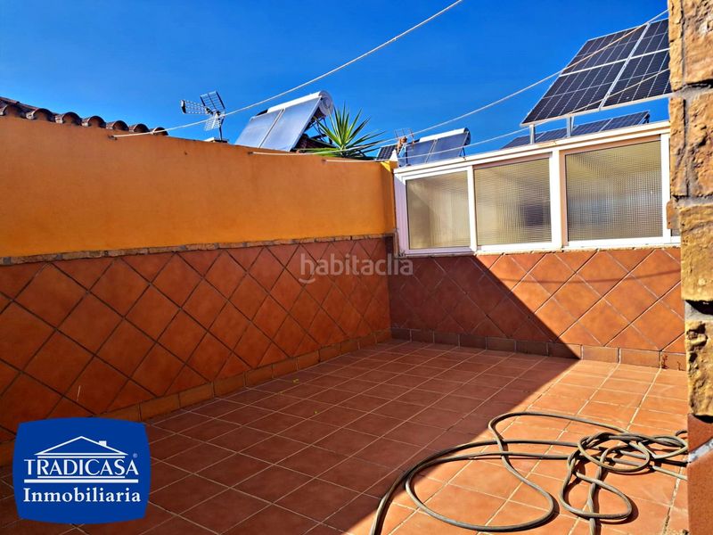 Foto 47d85207-1c5d-47a8-a844-f59c131b82ee. Casa adossada amb aparcament a El Altillo Jerez de la Frontera