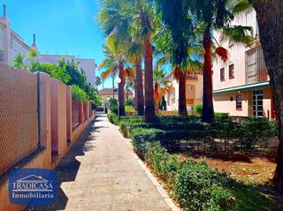 Casa en El Altillo. Exclusiva unifamiliar en el altillo  zona norte de jerez